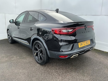 Used Renault Arkana 2023 for sale - 77469056: Photo