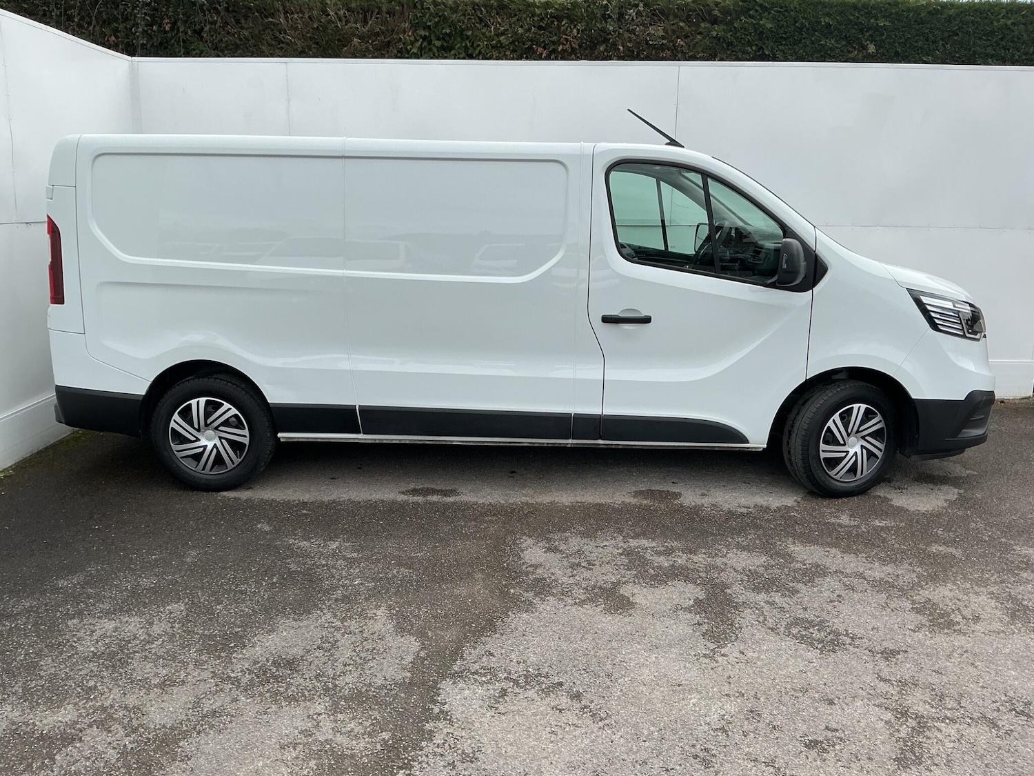 Used Renault Trafic 2023 for sale - 78047585: Photo 2