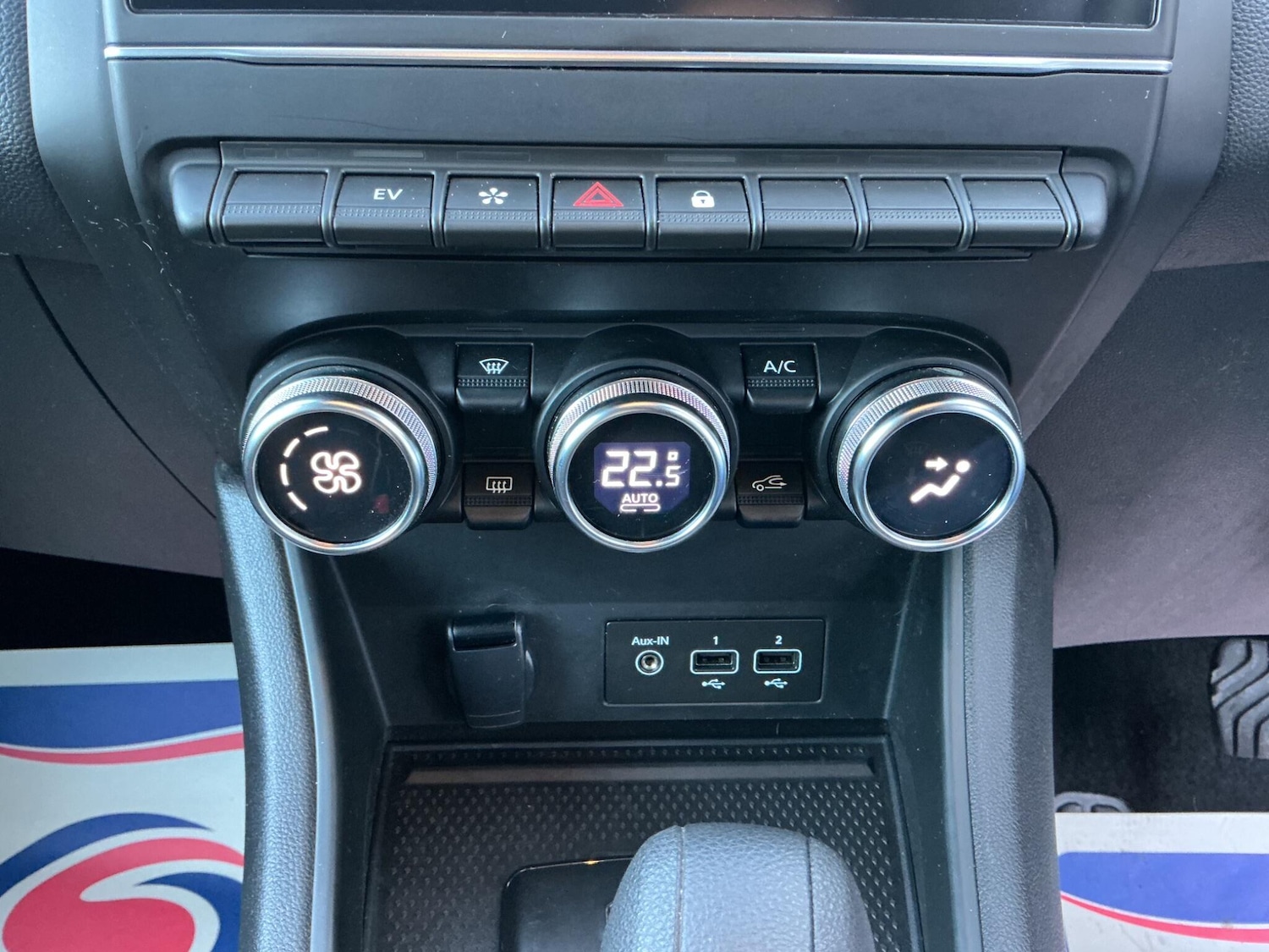 Used Renault Captur 2023 for sale - 77040024: Photo 16