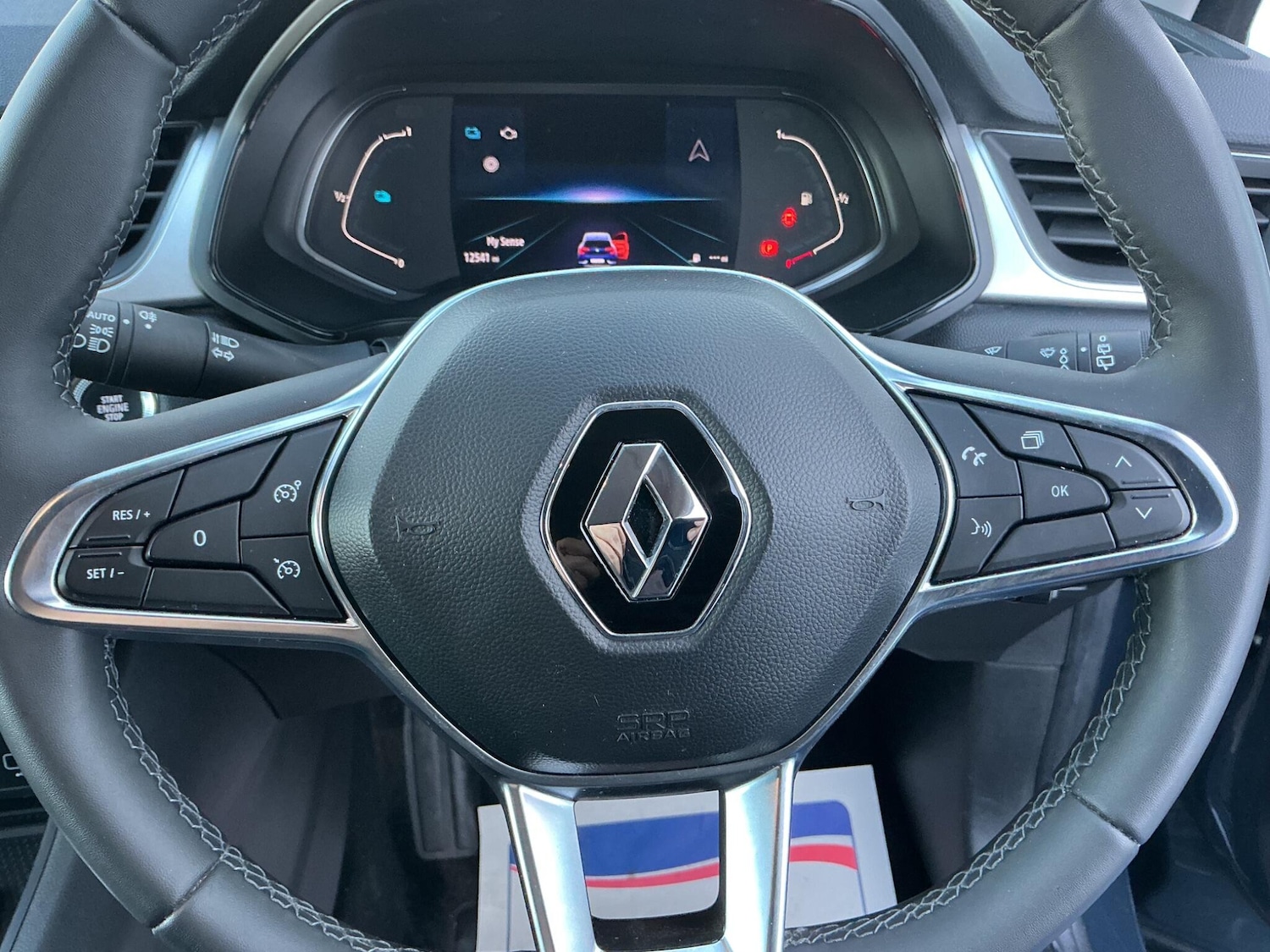 Used Renault Captur 2023 for sale - 77040024: Photo 18