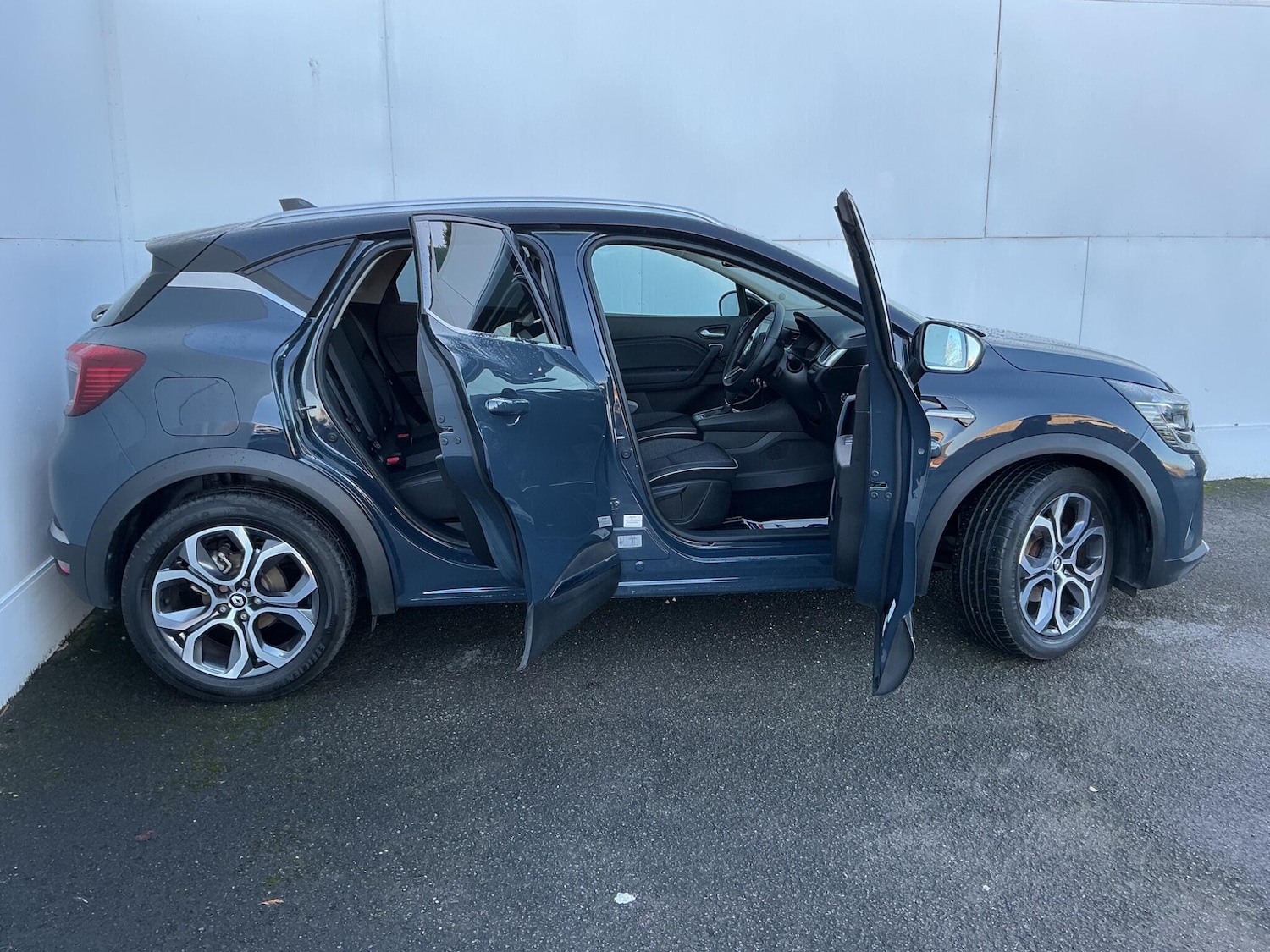 Used Renault Captur 2023 for sale - 77040024: Photo 25