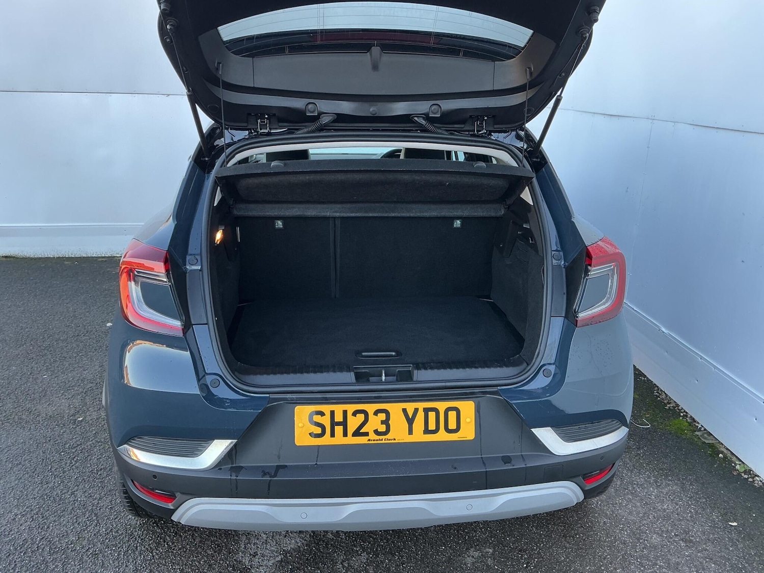 Used Renault Captur 2023 for sale - 77040024: Photo 28