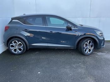 Used Renault Captur 2023 for sale - 77040024: Photo