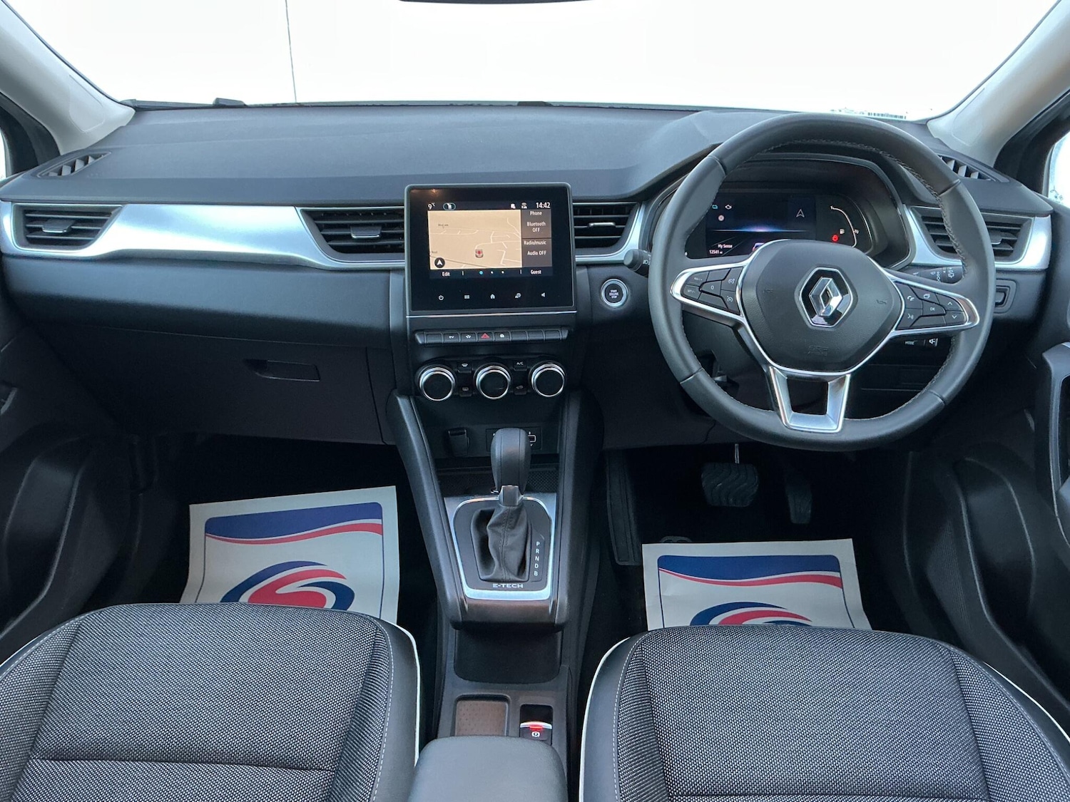 Used Renault Captur 2023 for sale - 77040024: Photo 5