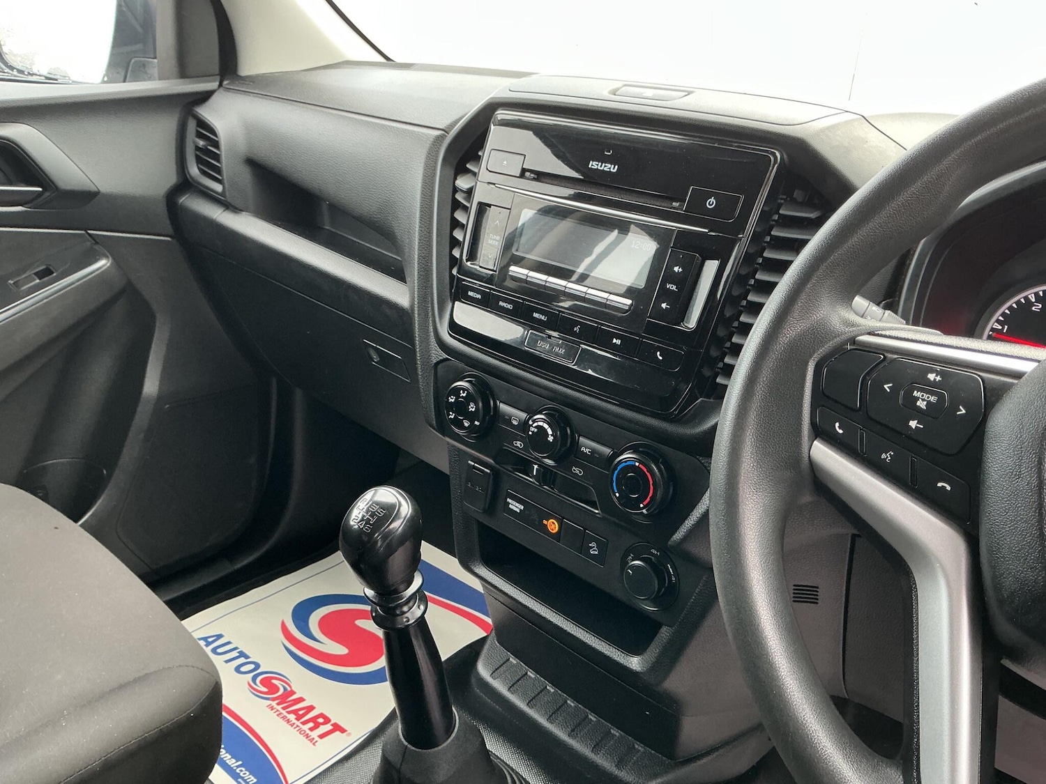 Used Isuzu D-Max 2021 for sale - 76633973: Photo 11