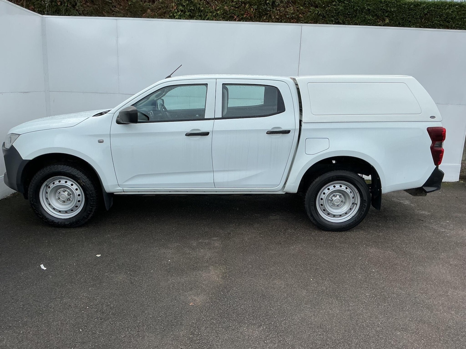 Used Isuzu D-Max 2021 for sale - 76633973: Photo 3