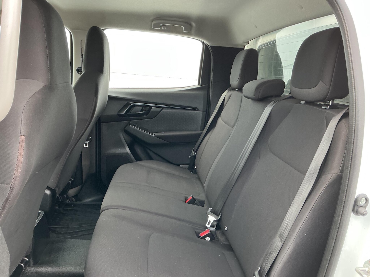 Used Isuzu D-Max 2021 for sale - 76633973: Photo 9