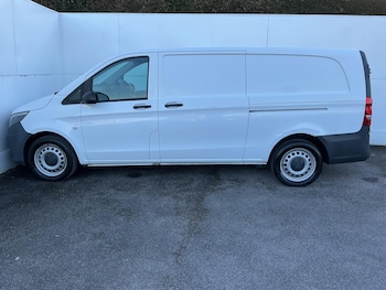 Used Mercedes-Benz Vito 2022 for sale - 77658920: Photo