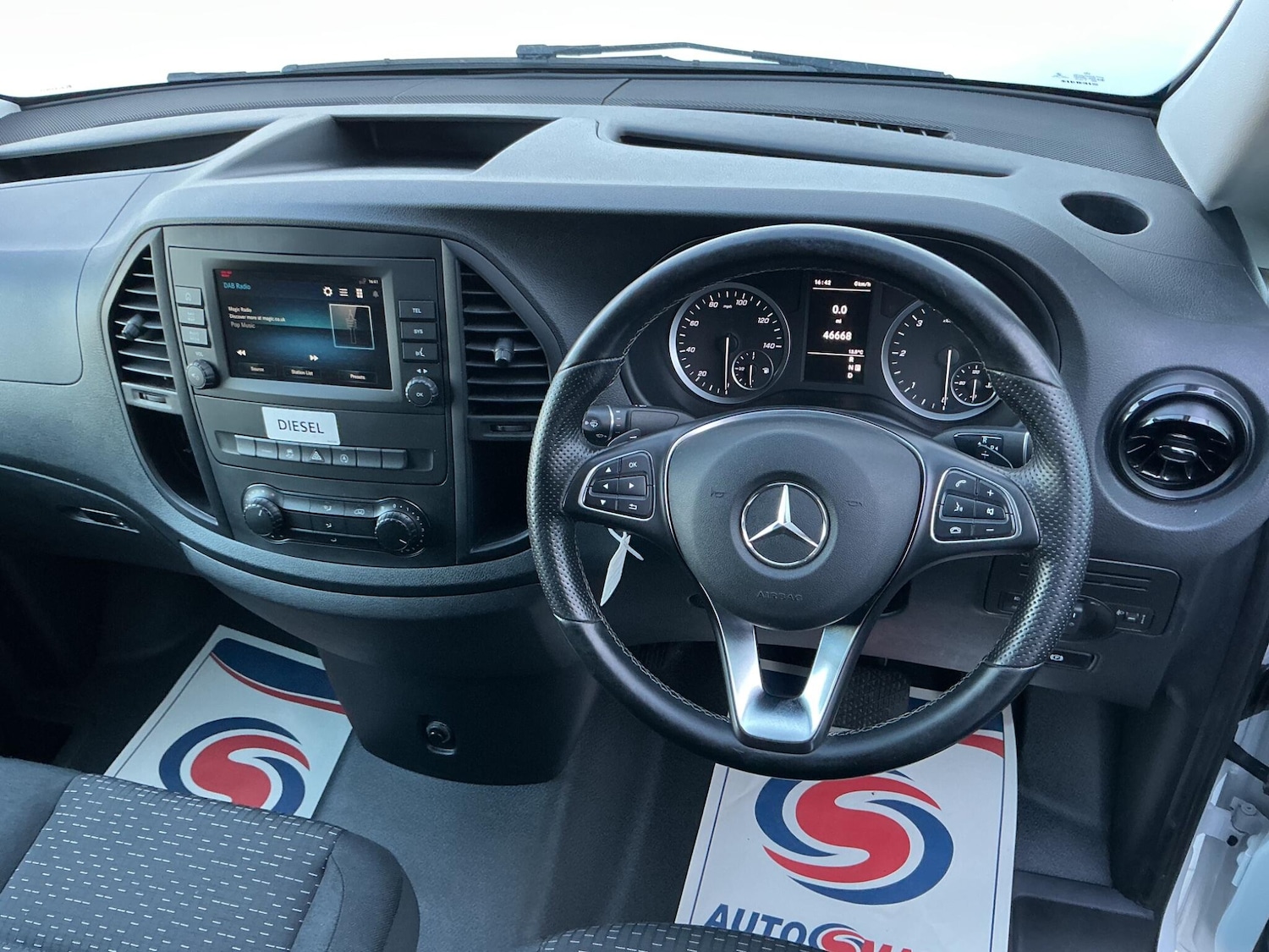 Used Mercedes-Benz Vito for sale - 77658920: Photo 5