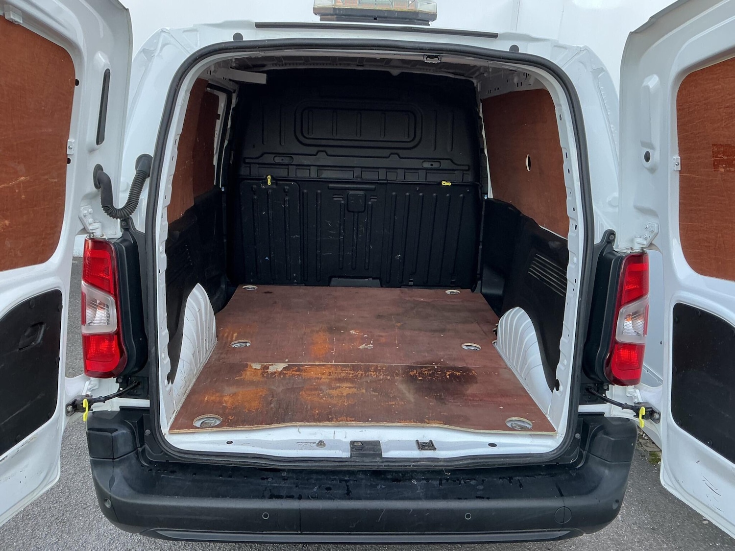 Used Peugeot Partner 2020 for sale - 76562120: Photo 21