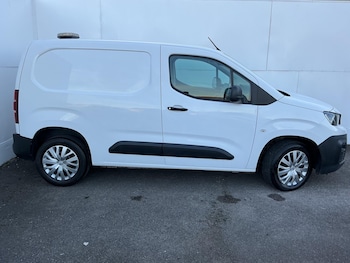 Used Peugeot Partner 2020 for sale - 76562120: Photo