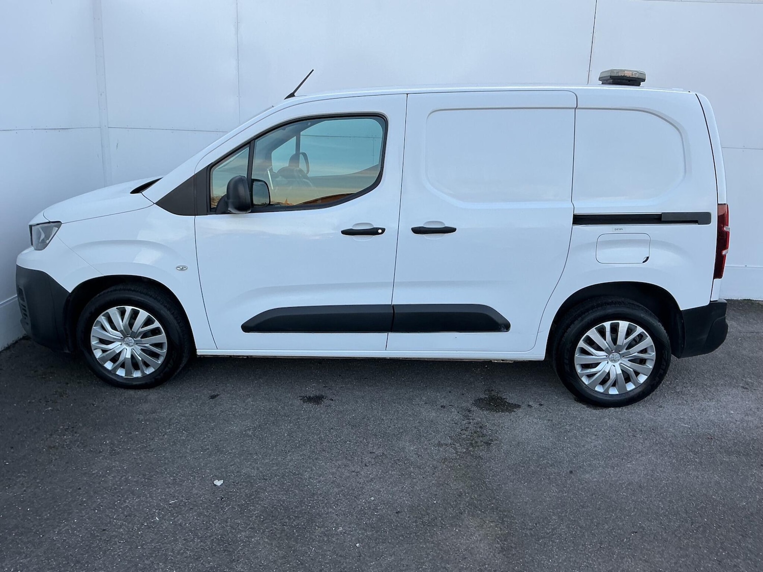 Used Peugeot Partner 2020 for sale - 76562120: Photo 3