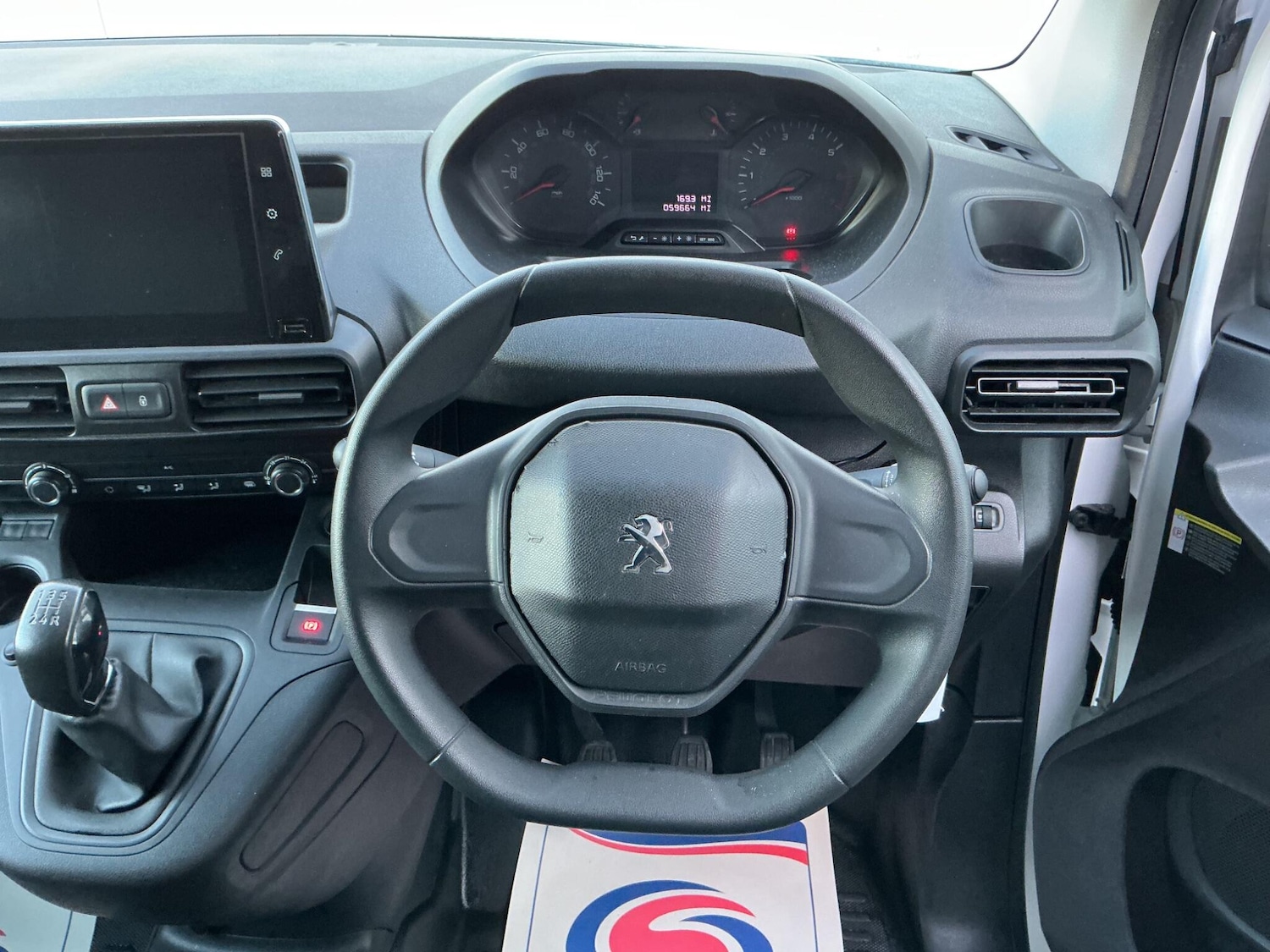 Used Peugeot Partner 2020 for sale - 76562120: Photo 8