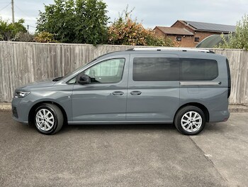 Used Ford Grand Tourneo Connect 2023 for sale - 79533012: Photo
