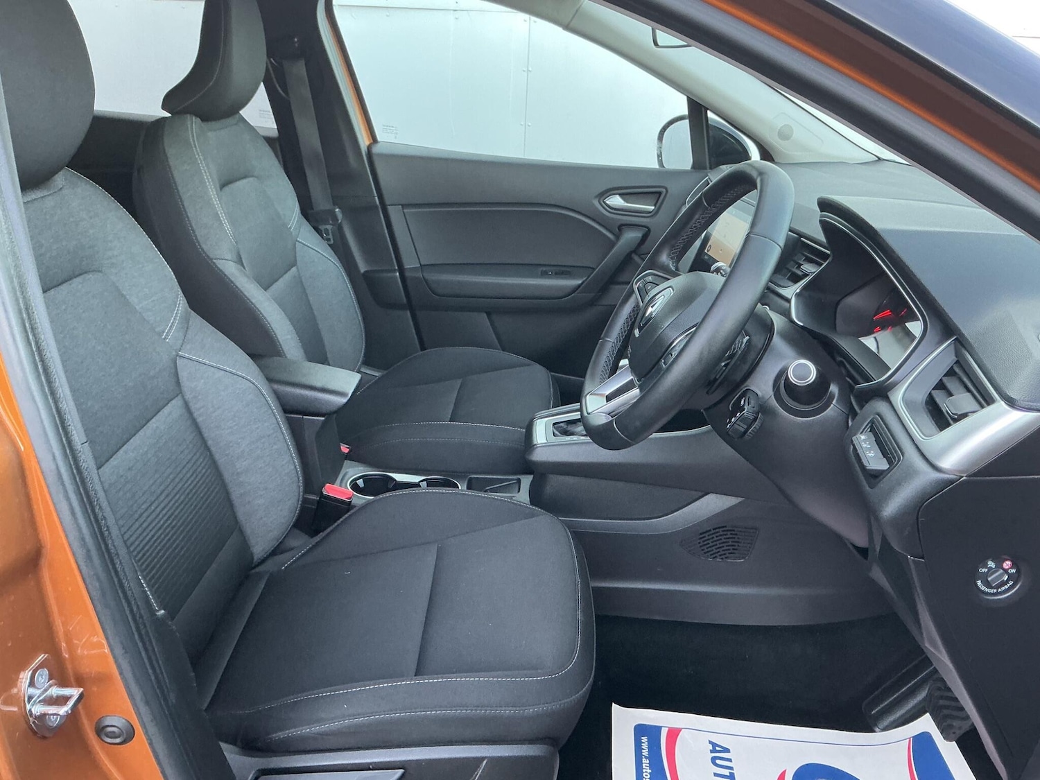 Used Renault Captur 2020 for sale - 76913153: Photo 12