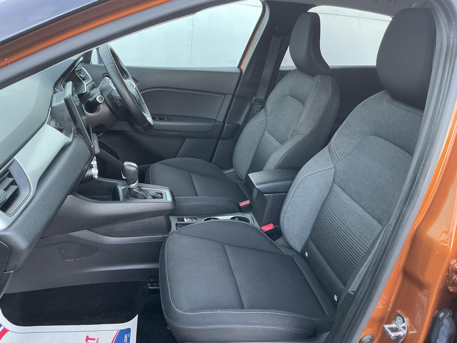 Used Renault Captur 2020 for sale - 76913153: Photo 31