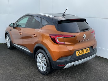 Used Renault Captur 2020 for sale - 76913153: Photo