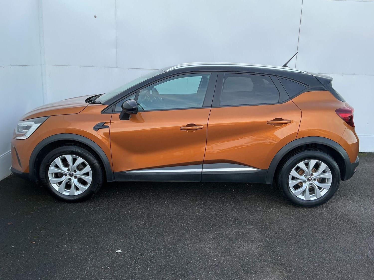 Used Renault Captur 2020 for sale - 76913153: Photo 4