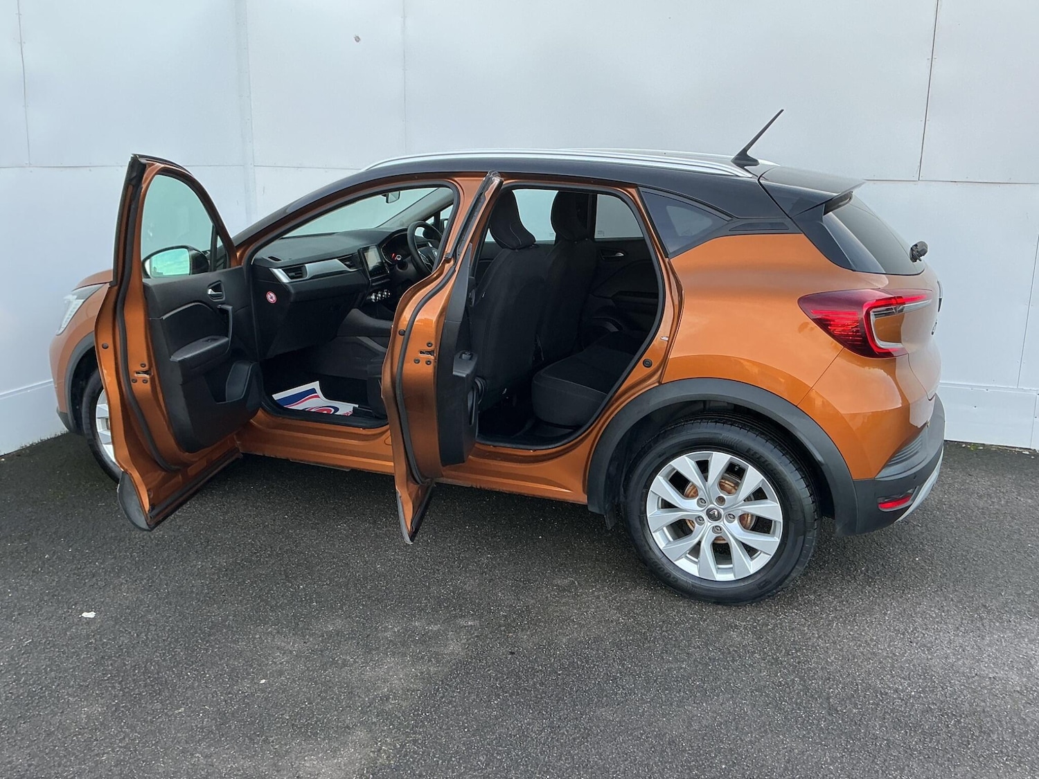 Used Renault Captur 2020 for sale - 76913153: Photo 5