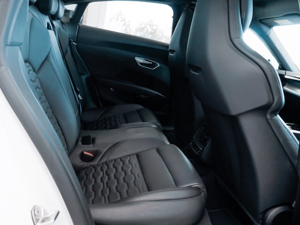 Used Audi e-tron GT 2021 for sale - 75467412: Photo 13