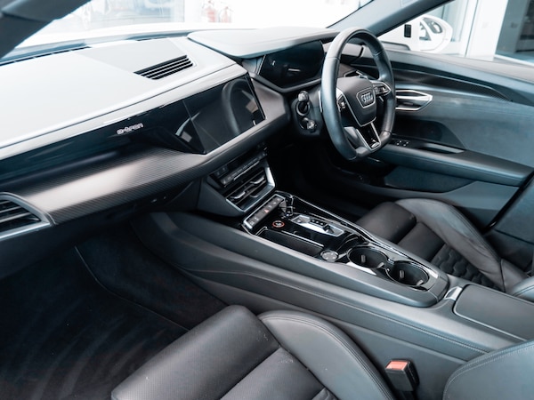 Used Audi e-tron GT 2021 for sale - 75467412: Photo 17