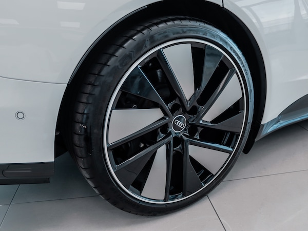 Used Audi e-tron GT 2021 for sale - 75467412: Photo 48