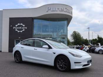 2022 - Long Range AWD 4dr Auto
