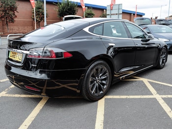 Used Tesla Model S 2018 for sale - 75467643: Photo