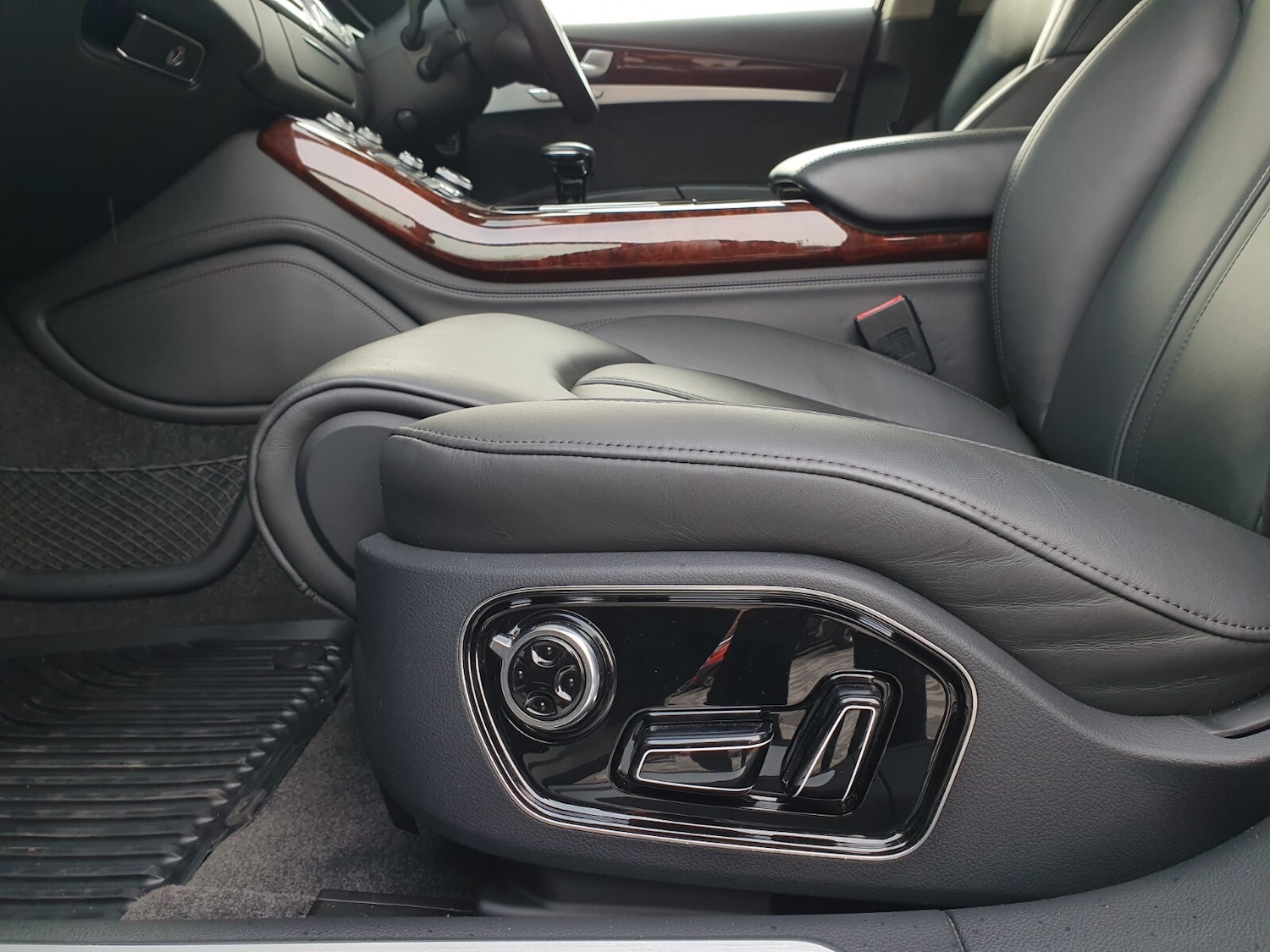 Used Audi A8 2013 for sale - 76475027: Photo 13