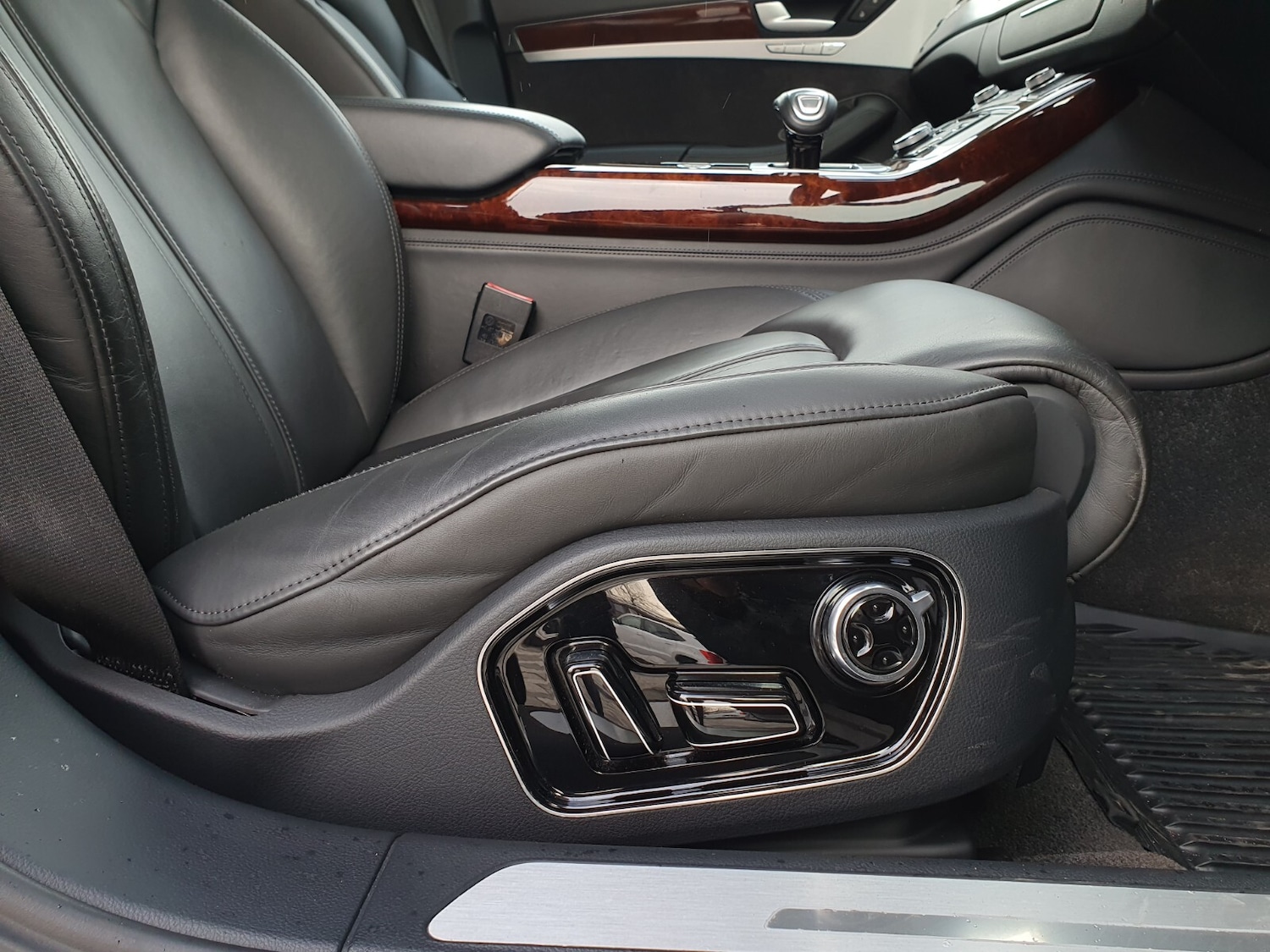 Used Audi A8 2013 for sale - 76475027: Photo 18