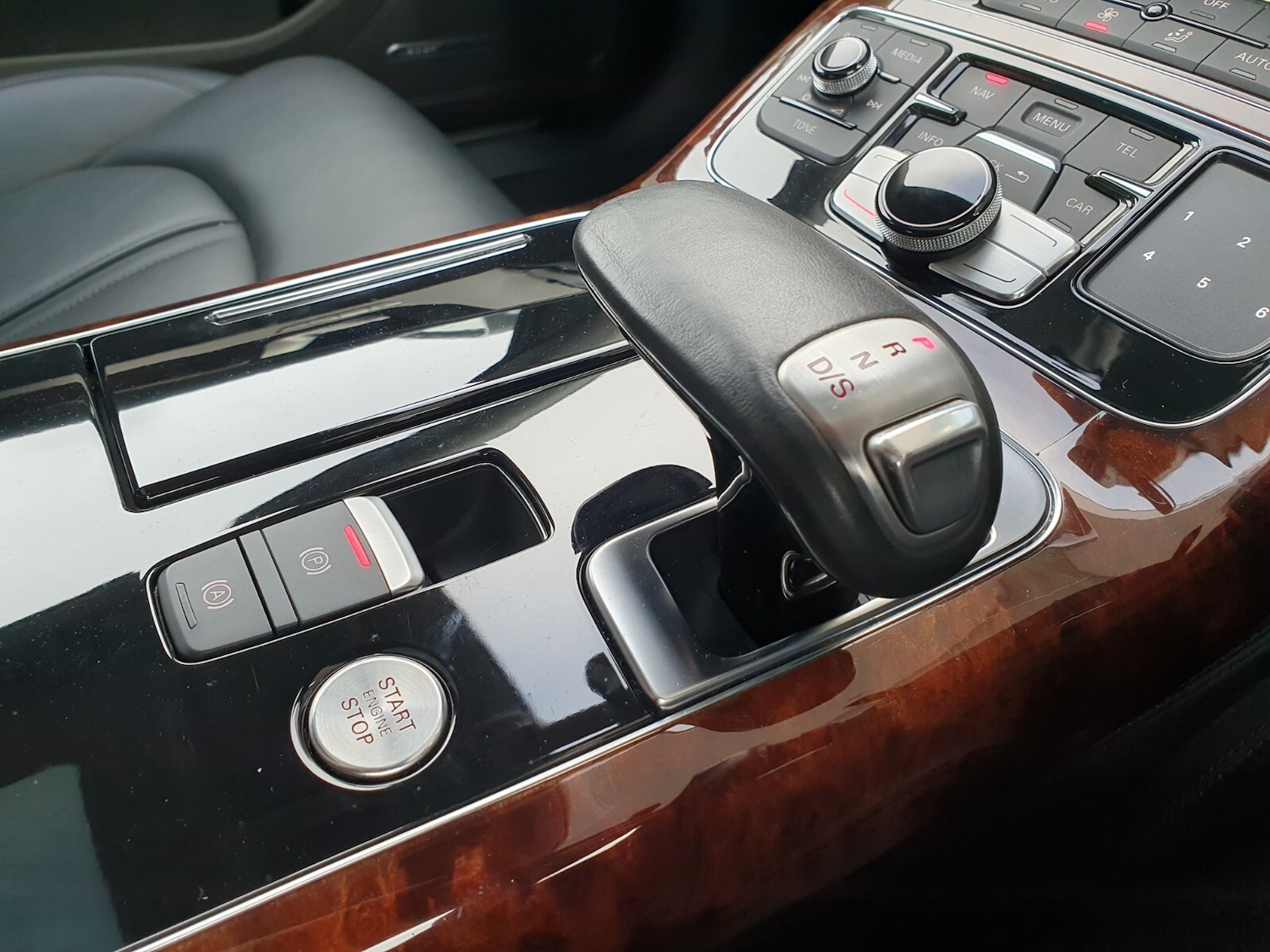 Used Audi A8 2013 for sale - 76475027: Photo 28