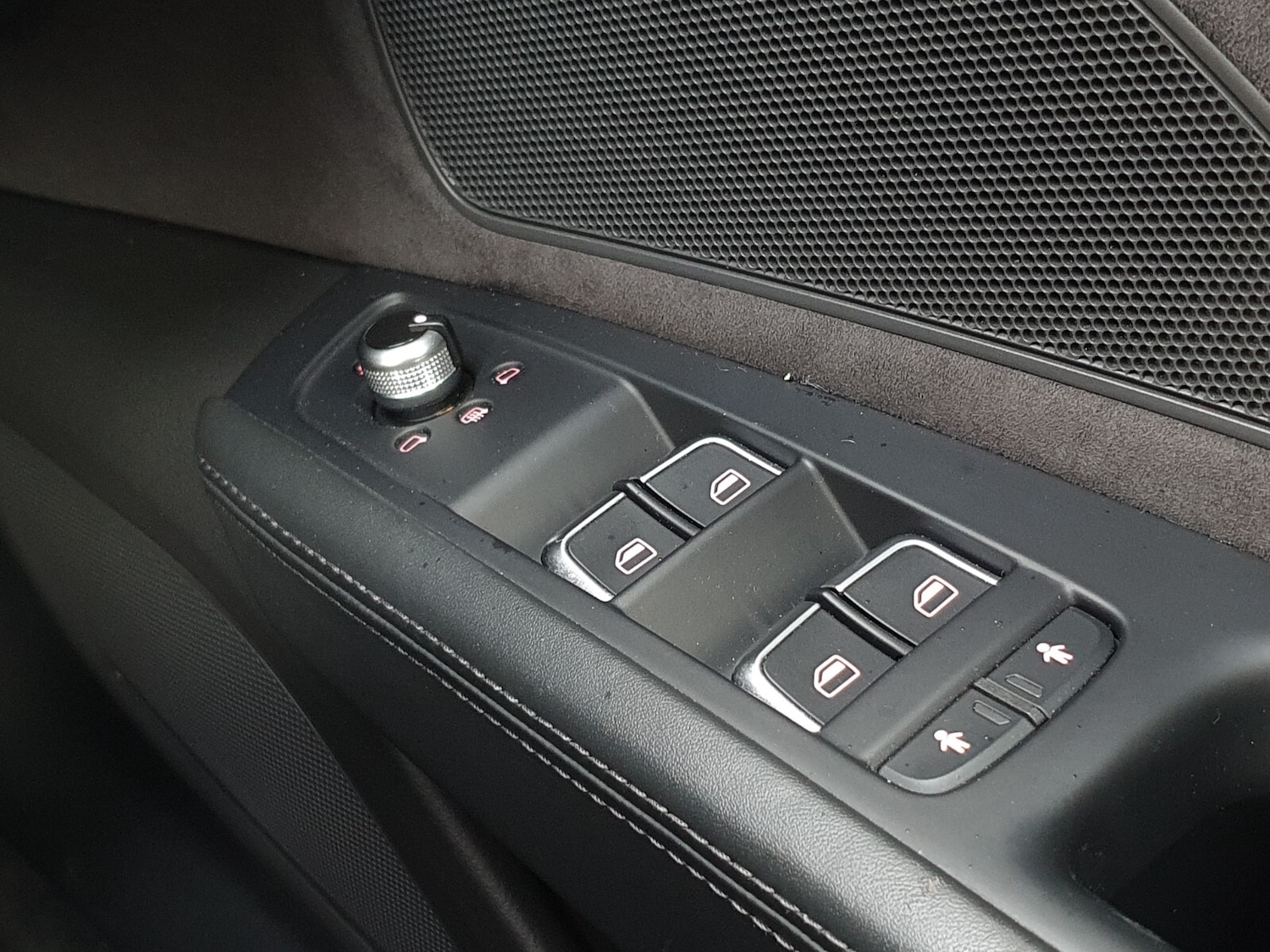 Used Audi A8 2013 for sale - 76475027: Photo 35