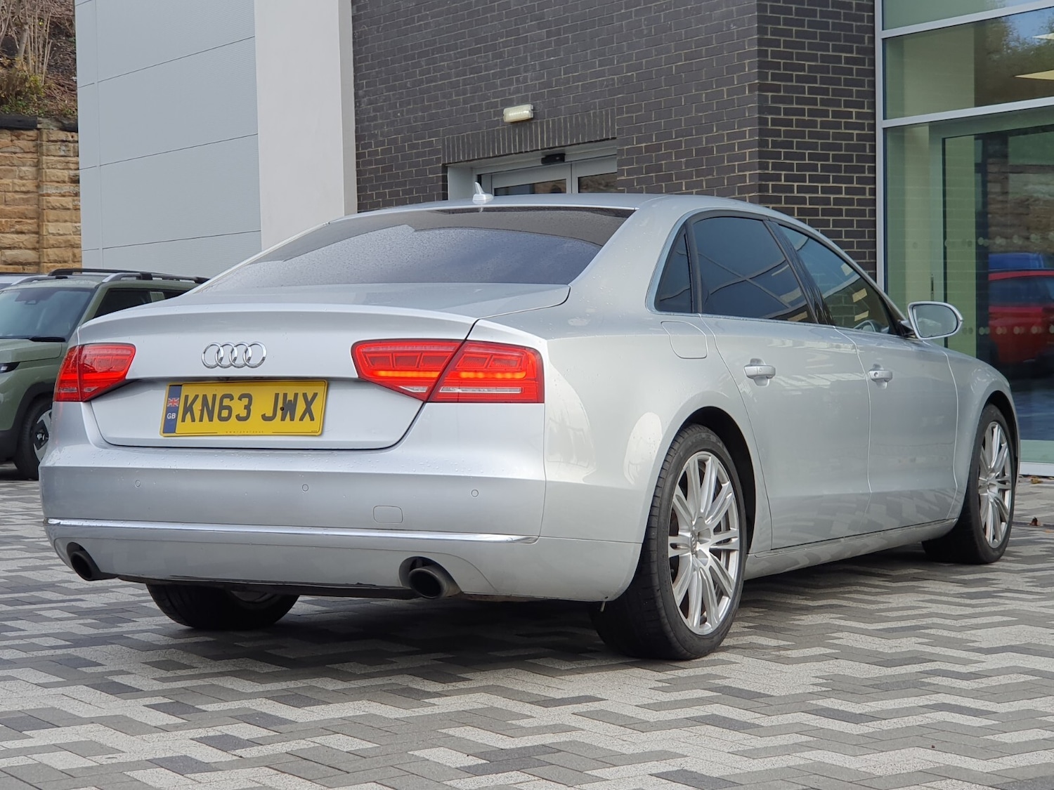 Used Audi A8 2013 for sale - 76475027: Photo 8