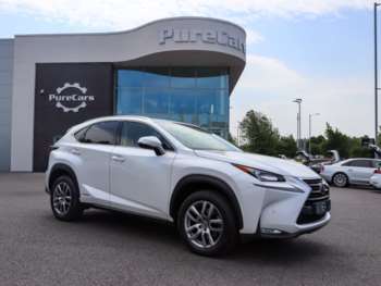 2017 - 300h 2.5 Luxury 5dr CVT Auto