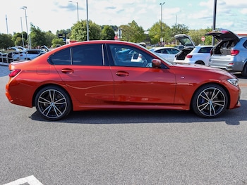 Used BMW 3 Series 2019 for sale - 75534090: Photo