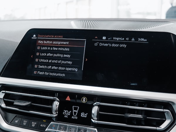 Used BMW 3 Series 2019 for sale - 75534090: Photo 31