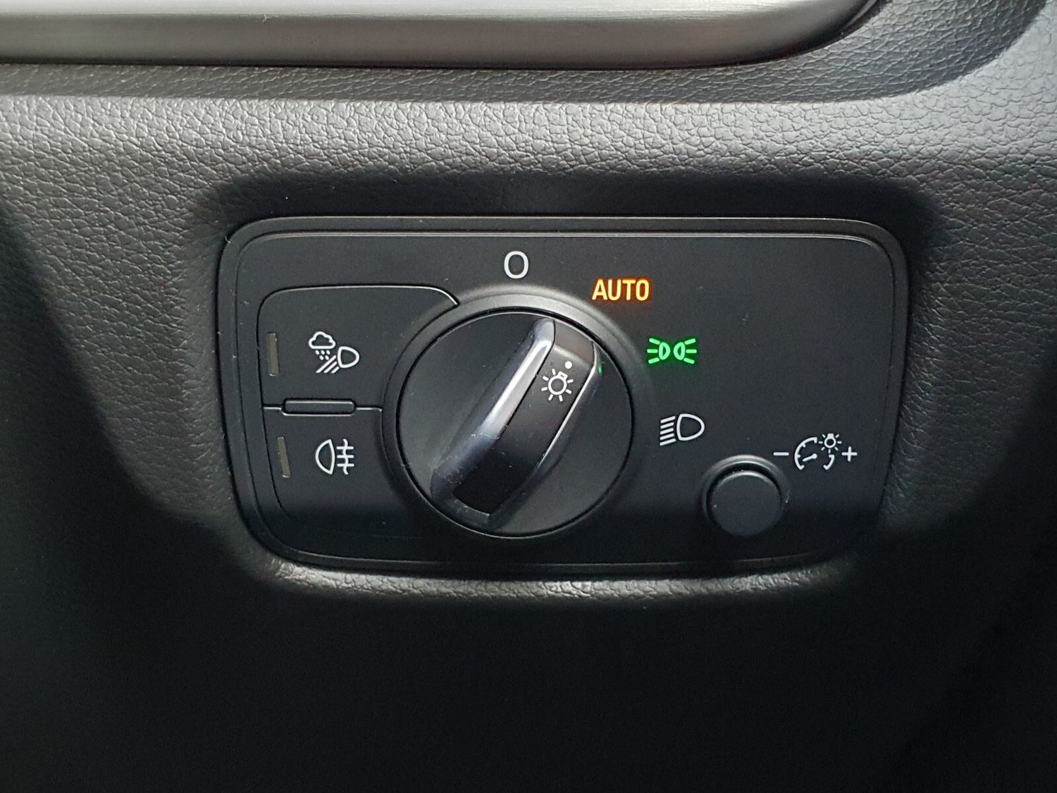 Used Audi A3 2017 for sale - 76474847: Photo 24