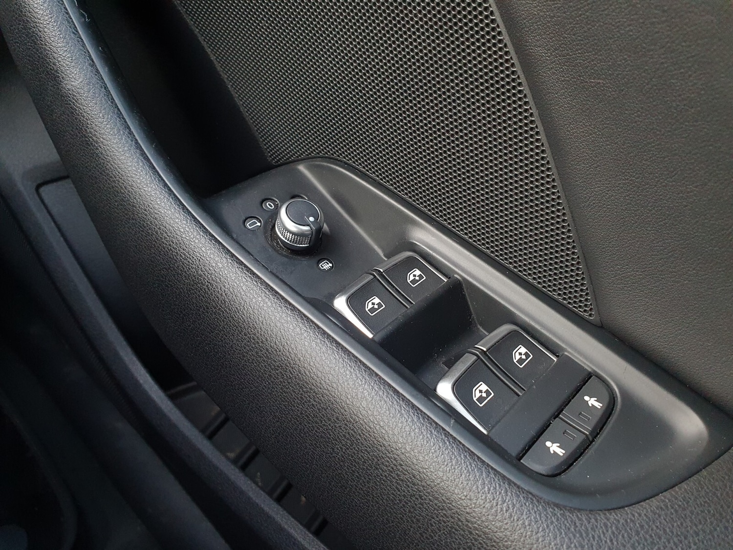 Used Audi A3 2017 for sale - 76474847: Photo 25