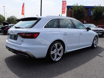 Used Audi A4 2019 for sale - 75467221: Photo