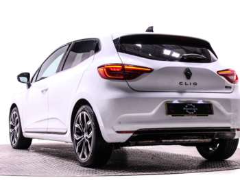Used Renault Clio 2023 for sale - 69197696: Photo
