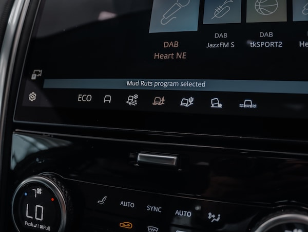 Used Land Rover Discovery 2021 for sale - 75467983: Photo 40