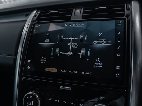 Used Land Rover Discovery 2021 for sale - 75467983: Photo 44