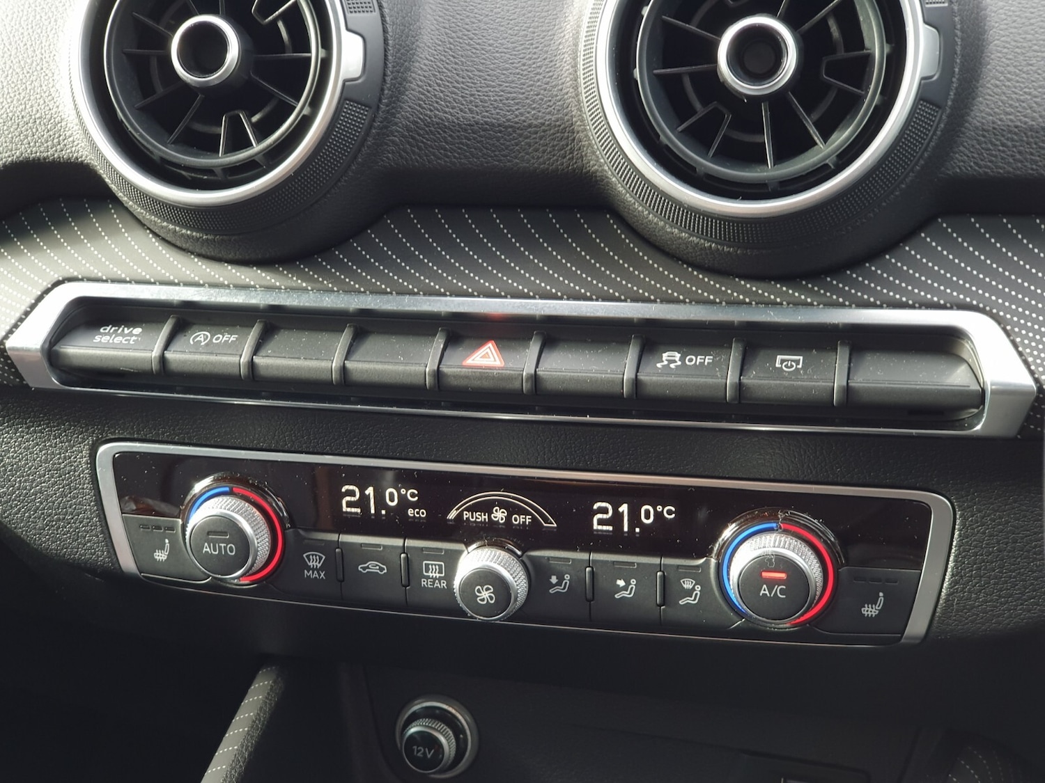 Used Audi Q2 2017 for sale - 76474910: Photo 18