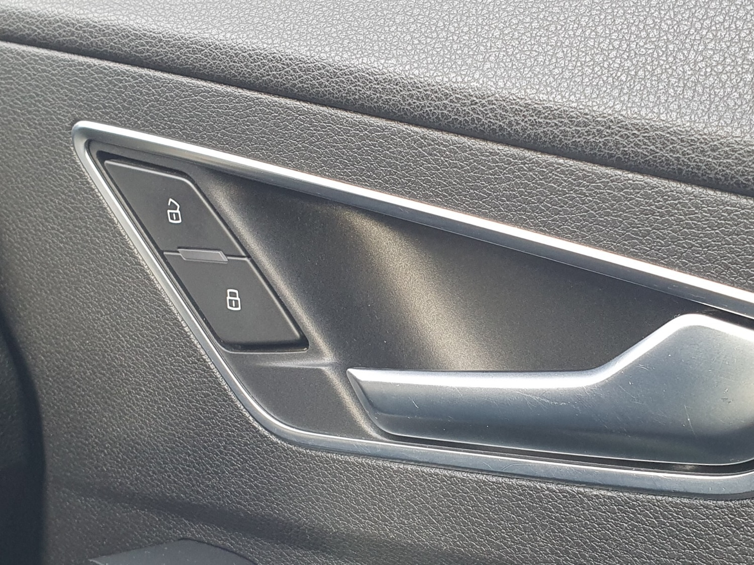 Used Audi Q2 2017 for sale - 76474910: Photo 24