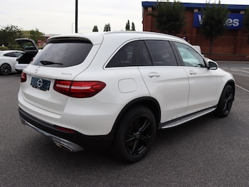 Used Mercedes-Benz GLC 2019 for sale - 75467542: Photo