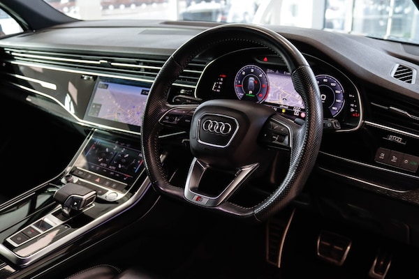 Used Audi Q7 2020 for sale - 75467549: Photo 9