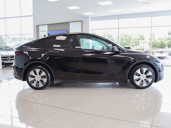 Used Tesla Model Y 2022 for sale - 75467198: Photo