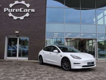 2022 - Long Range AWD 4dr Auto