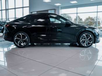 Used Audi e-tron 2022 for sale - 74689074: Photo