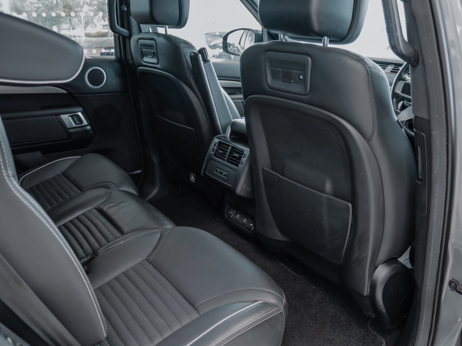 Used Land Rover Discovery 2021 for sale - 76452307: Photo 12